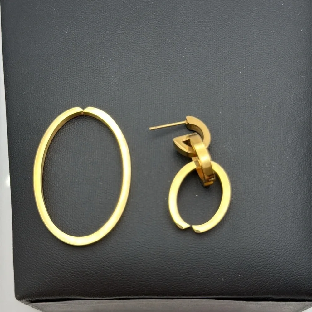 N/A gold tone